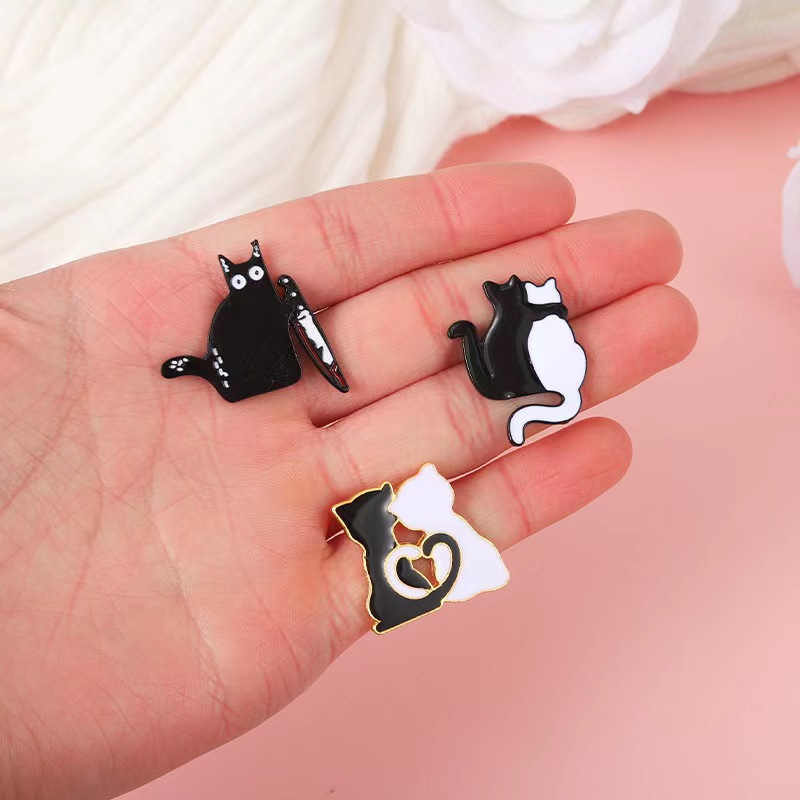 Loving Kitten Couple Enamel Pi – Edc Everyday Carry Knives recenzja i cena